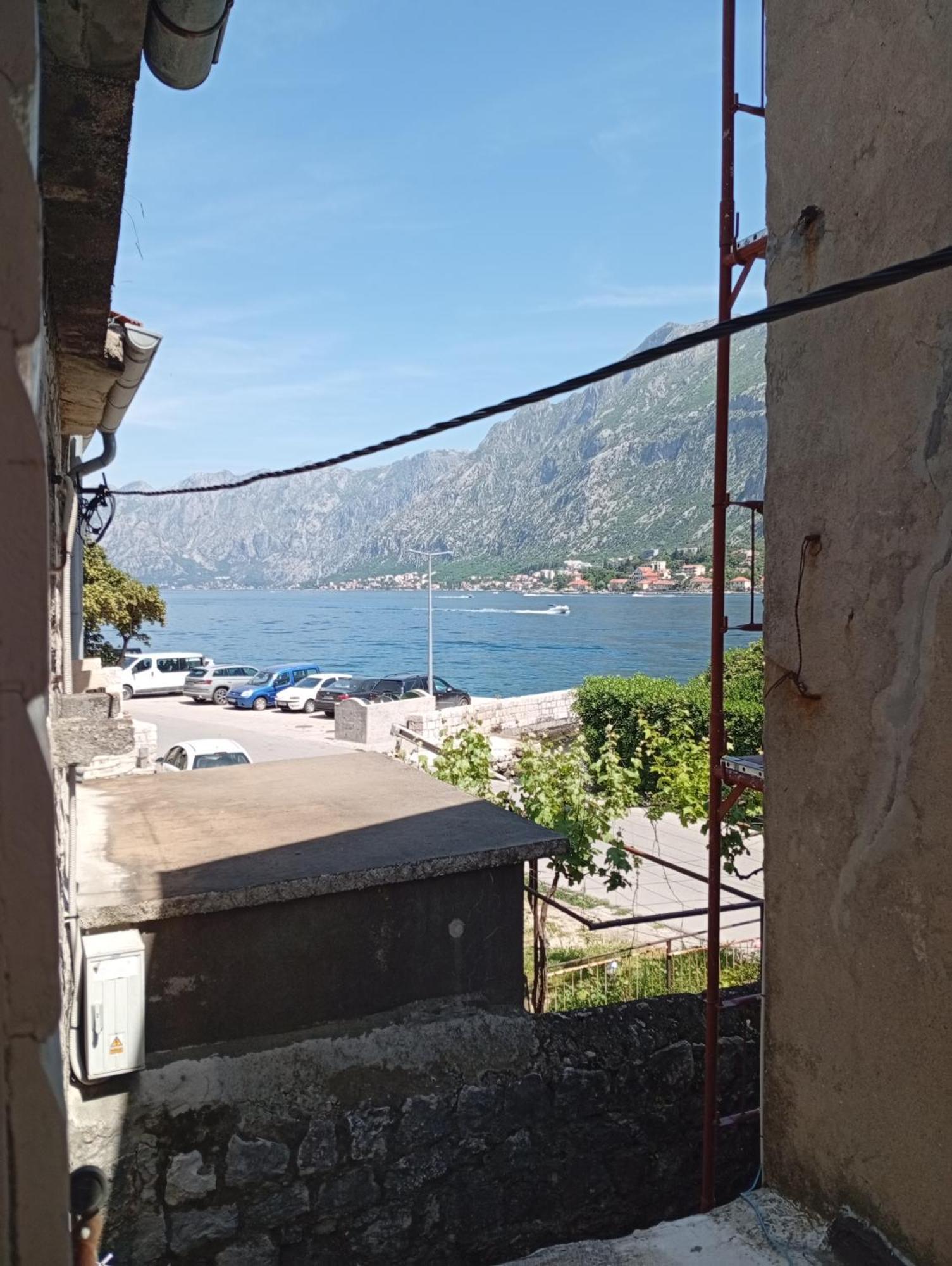 Apartment Radovic コトル エクステリア 写真
